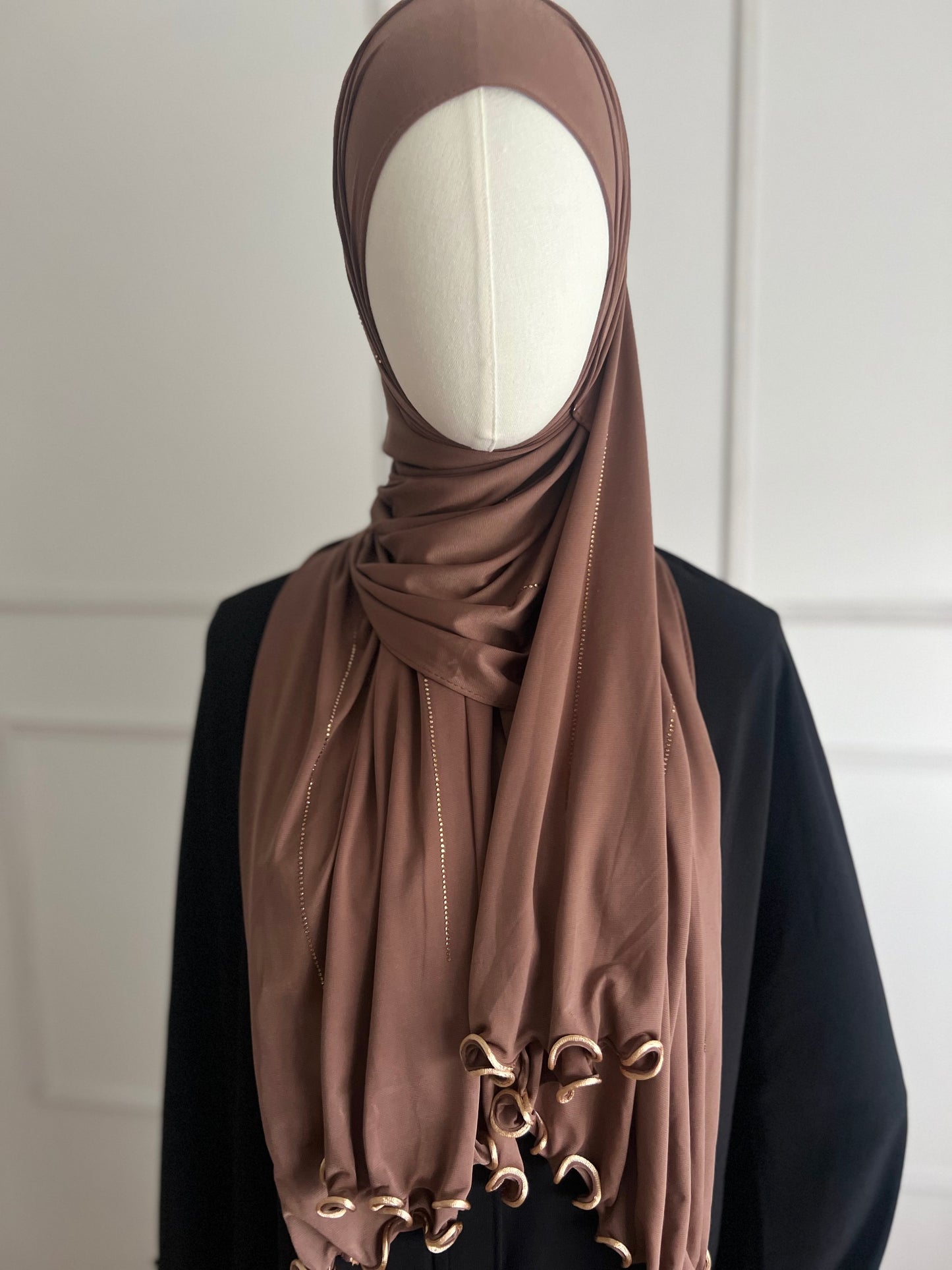 Hijab à strass taupe