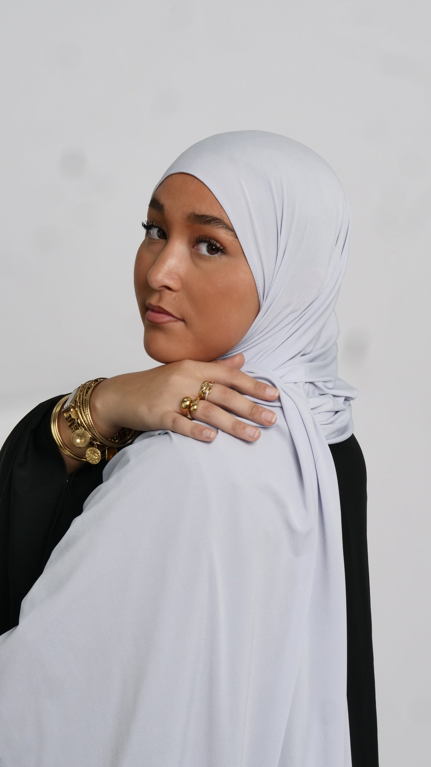 Hijab jersey bleu ciel liséré