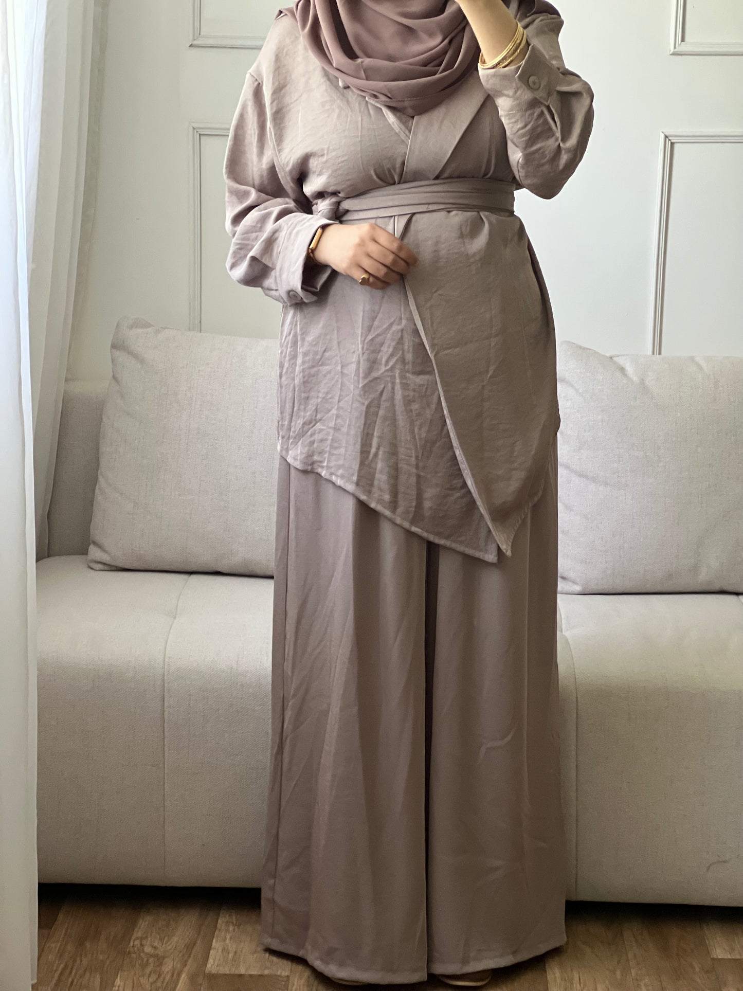 ENSEMBLE MODESTE taupe