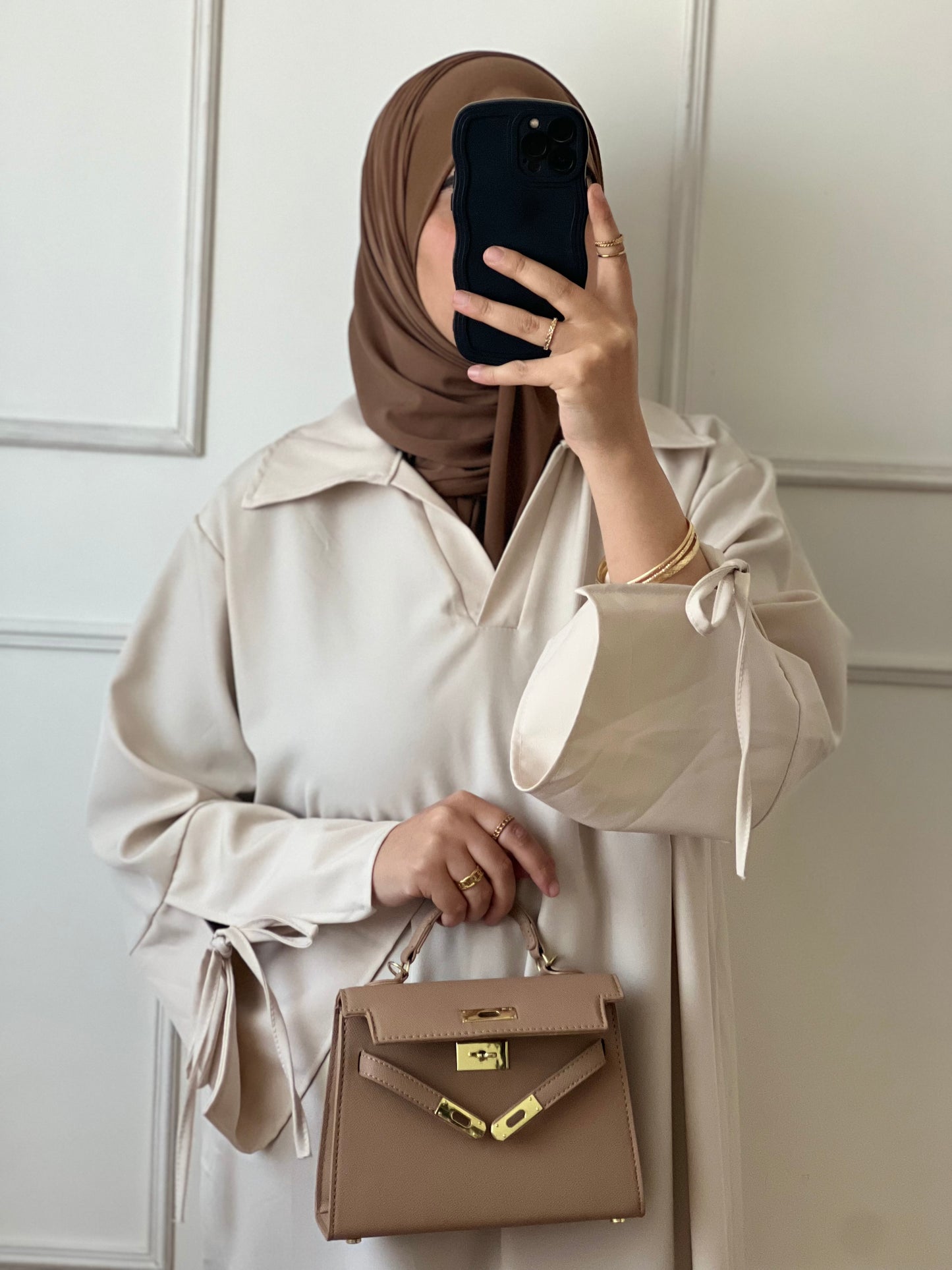 Robe élégante beige