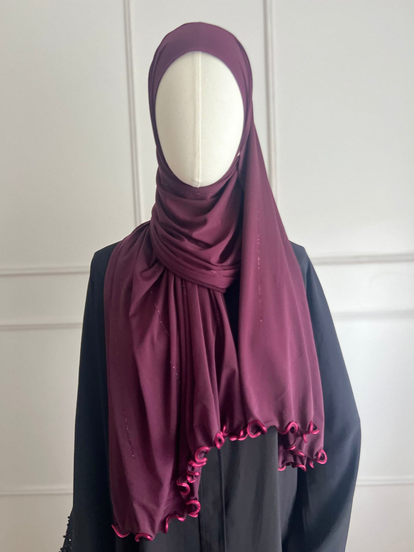 Hijab à strass pourpre