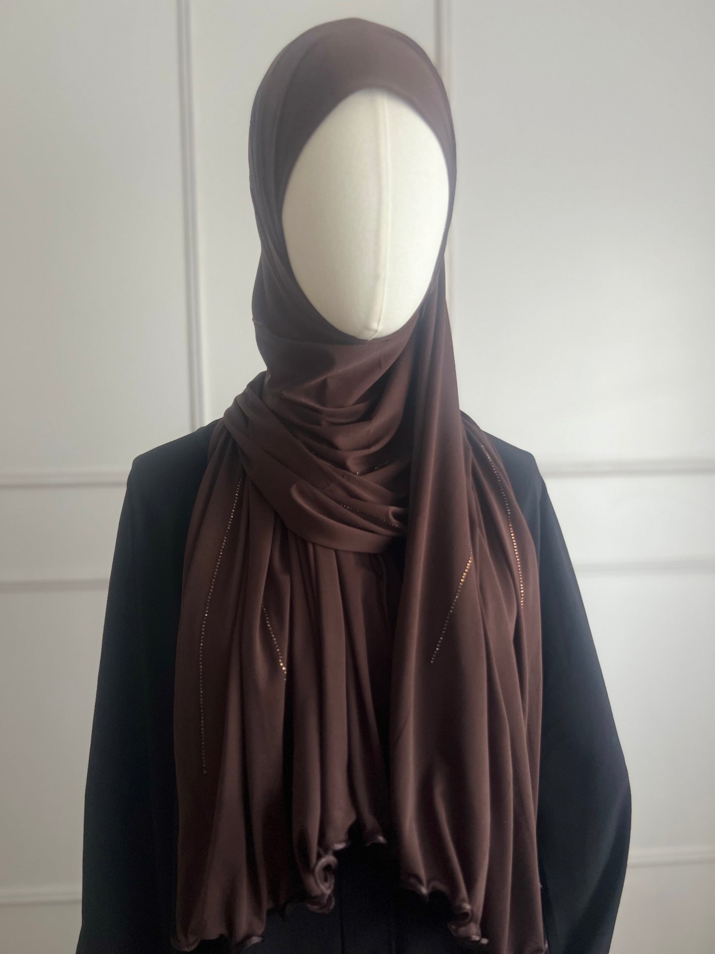 Hijab à strass marron