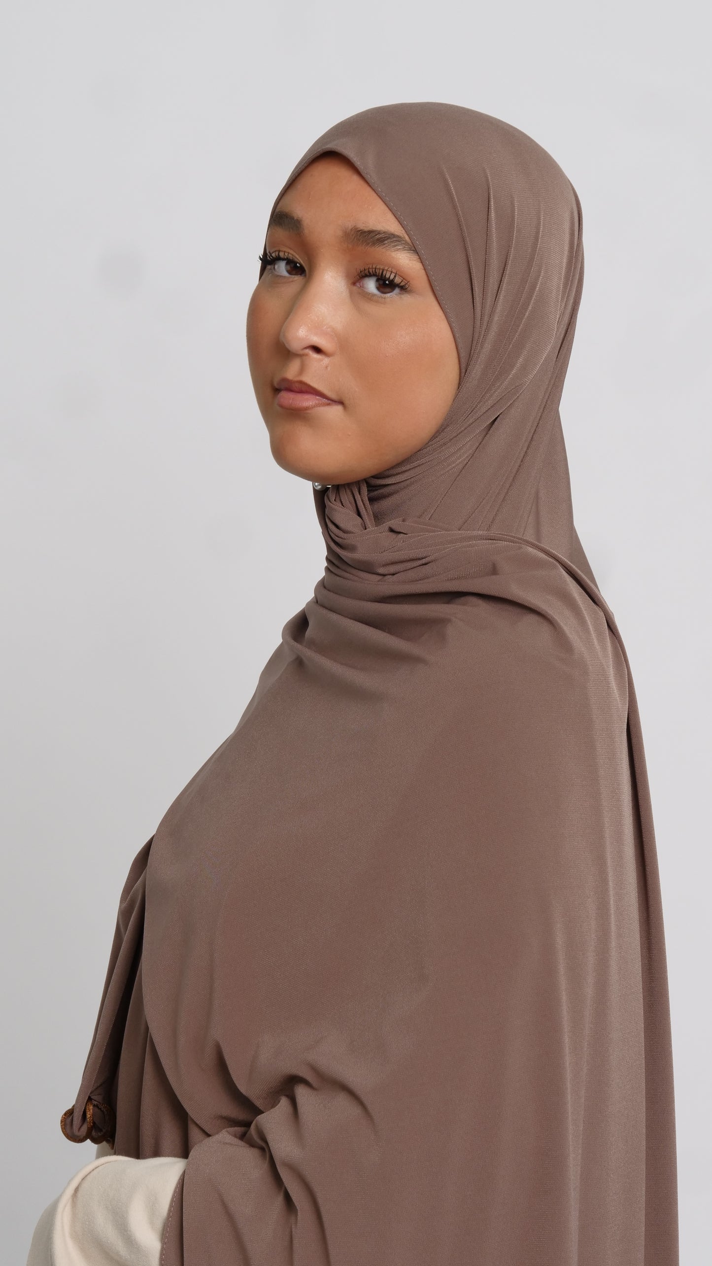 Hijab jersey deep taupe liséré