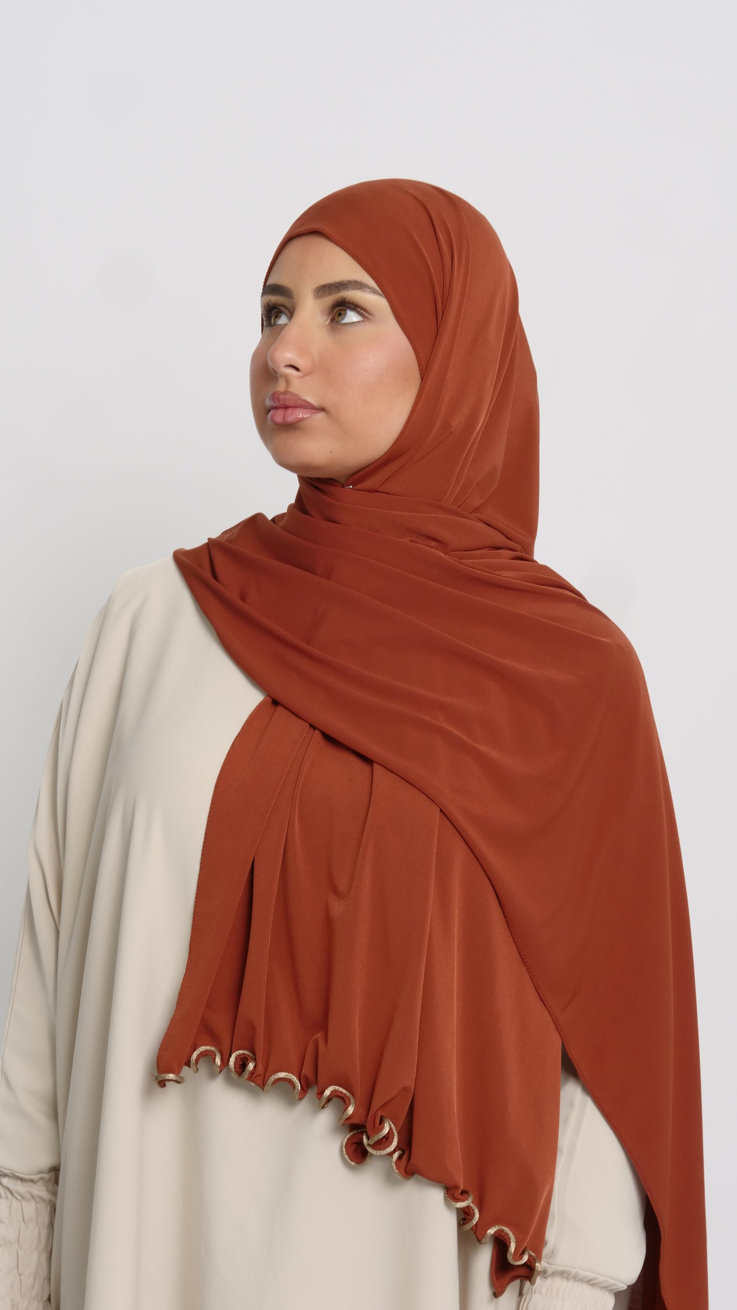 Hijab jersey rouille liséré