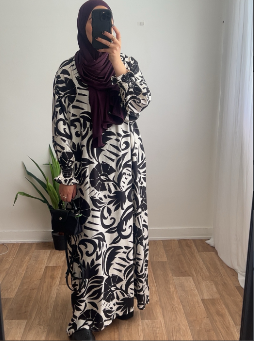 ABAYA FLEURIE EN LIN NOIR